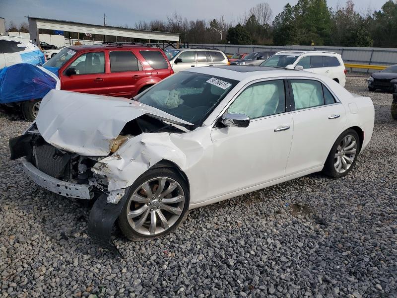 2020 CHRYSLER 300 LIMITE — VIN 2C3CCAEG4LH108500