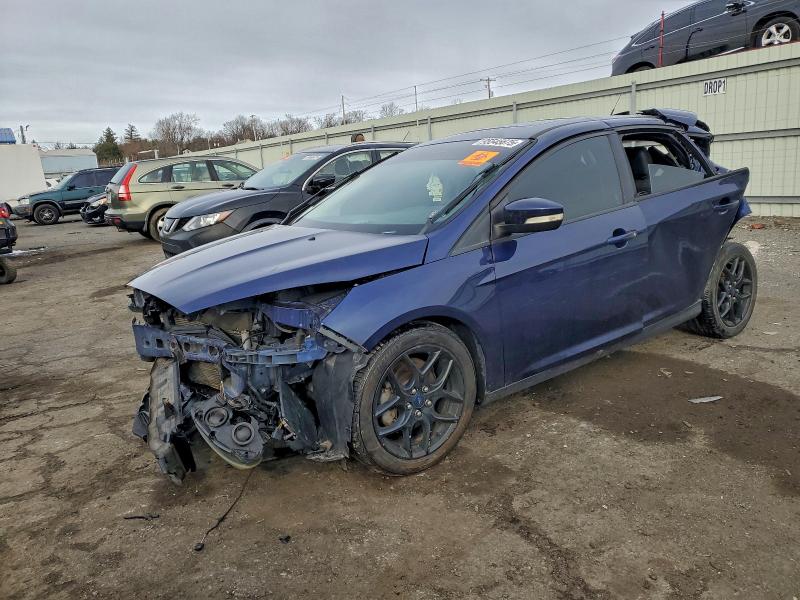 2016 FORD FOCUS SE — VIN 1FADP3K24GL256654