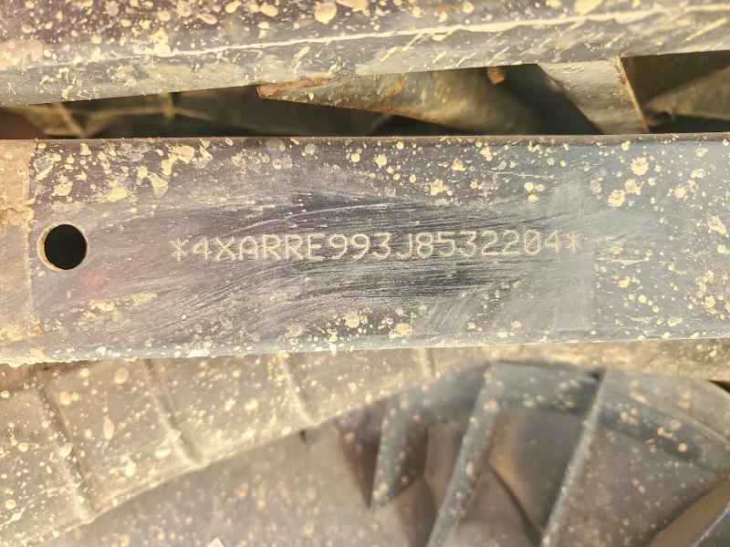 4XARRE993J8532204