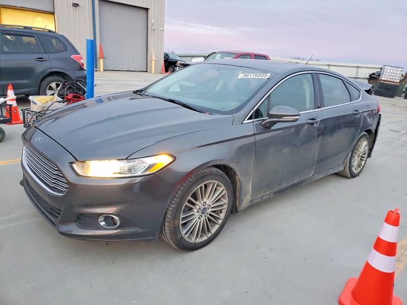 2016 FORD FUSION SE — VIN 3FA6P0T98GR213634