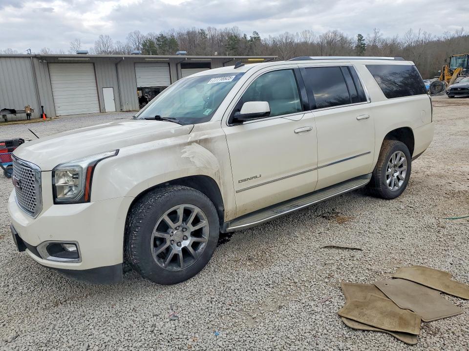 2015 GMC YUKON XL — VIN 1GKS1JKJ3FR142871