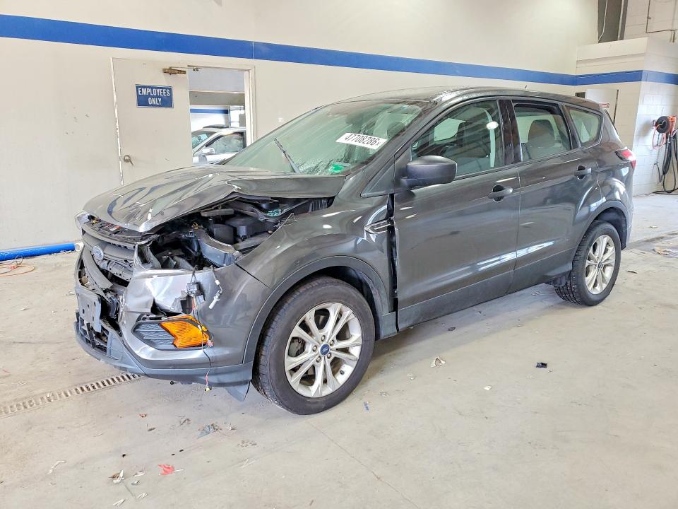 2019 FORD ESCAPE — VIN 1FMCU0F71KUC21104