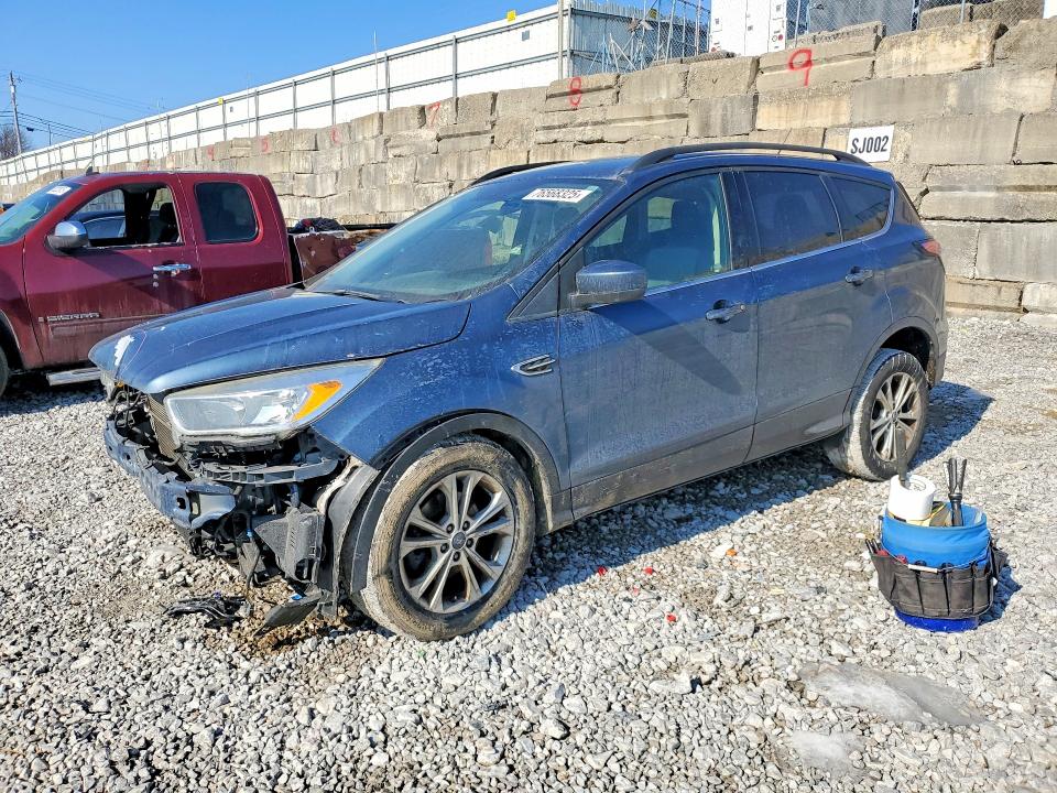 2018 FORD ESCAPE — VIN 1FMCU0GD6JUA95390