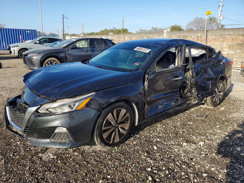 2021 NISSAN ALTIMA — VIN 1N4BL4DV2MN306547