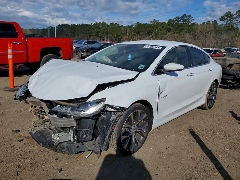 2015 CHRYSLER 200 — VIN 1C3CCCCB0FN760433