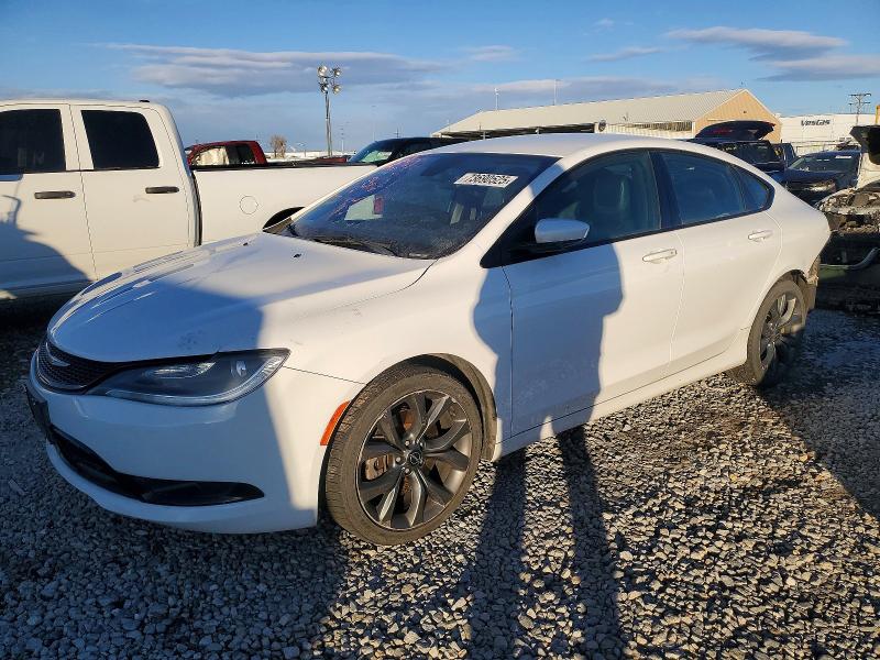 2015 CHRYSLER 200 S — VIN 1C3CCCDG5FN639312