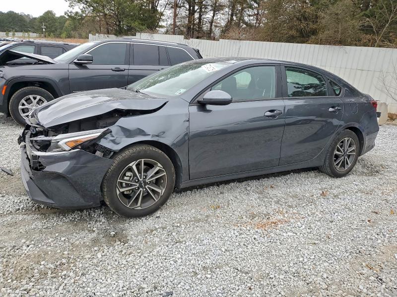 2023 KIA FORTE LX — VIN 3KPF24AD2PE686153