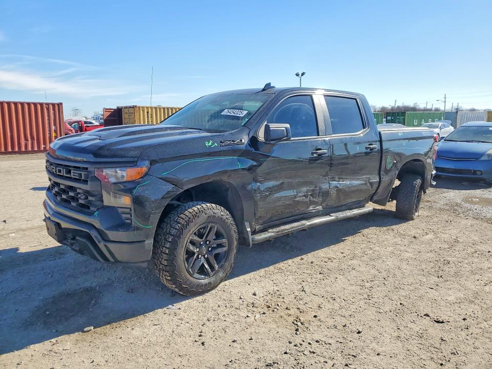 2025 CHEVROLET SILVERADO — VIN 3GCUKCED7SG190404