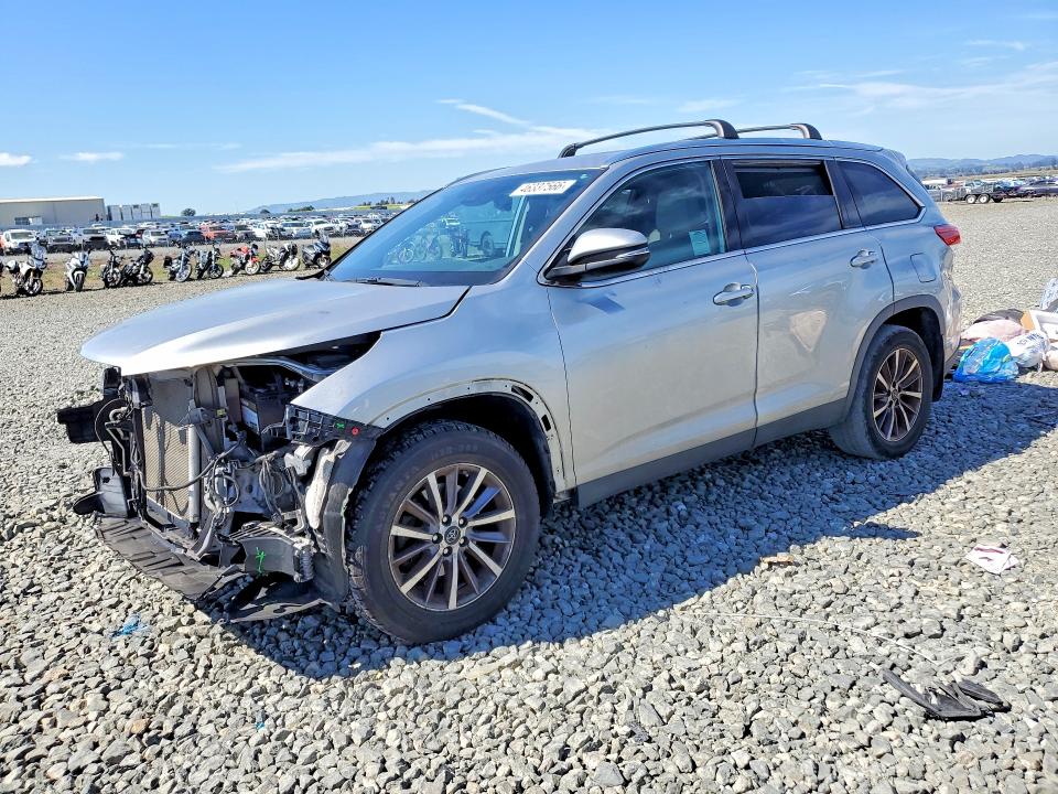 2019 TOYOTA HIGHLANDER — VIN 5TDJZRFH1KS932249