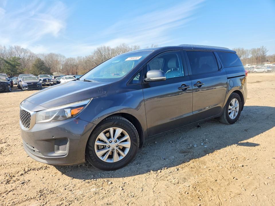 KNDMB5C18J6424229