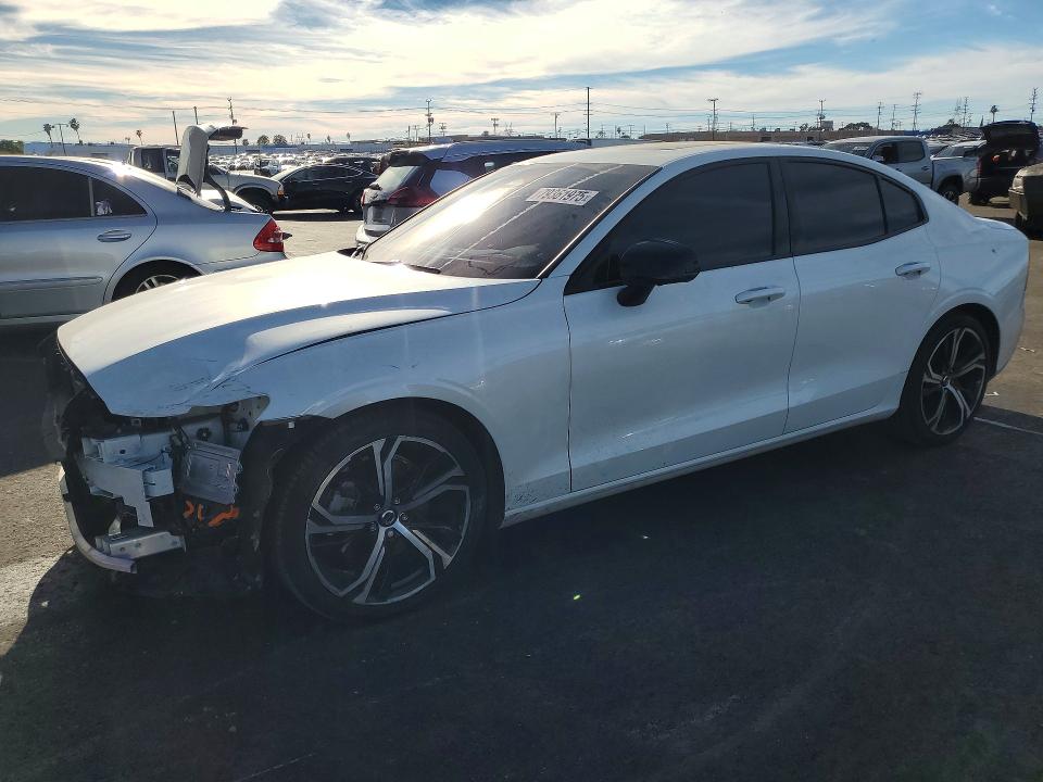 2024 VOLVO S60 — VIN 7JRL12TM6RG305545