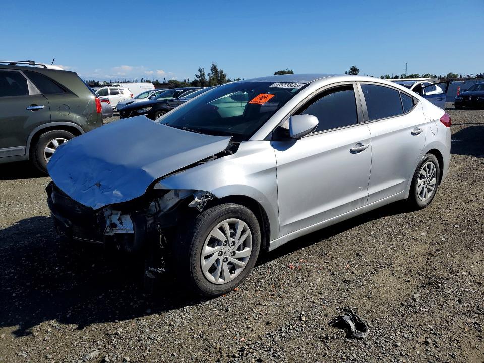 2017 HYUNDAI ELANTRA SE — VIN KMHD74LF2HU092104