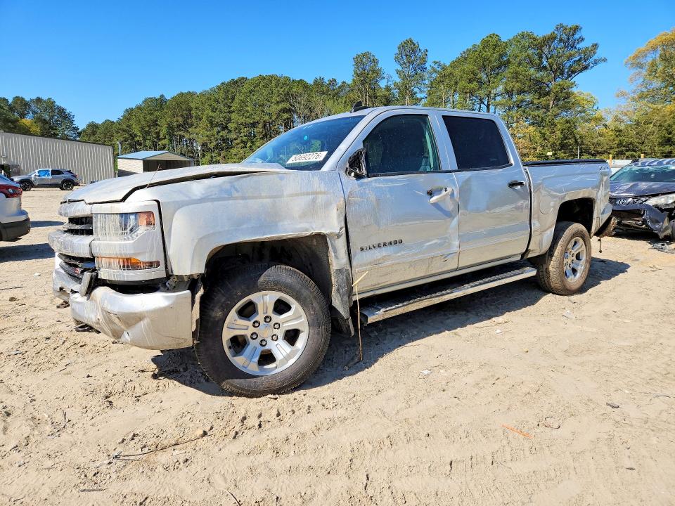 2017 CHEVROLET SILVERADO — VIN 3GCUKREC5HG149238