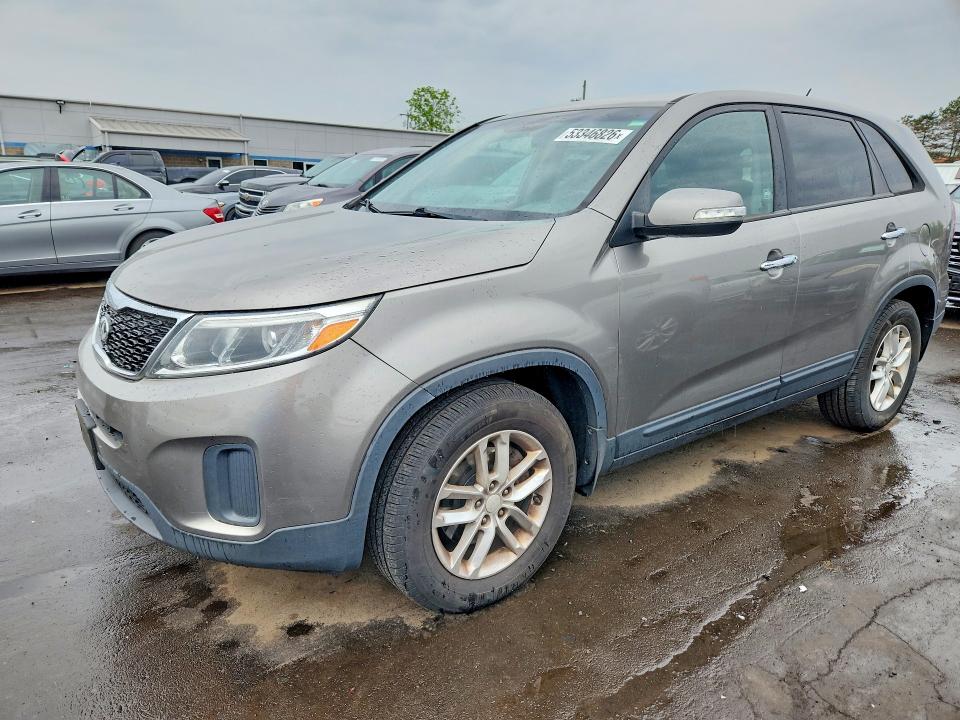 2015 KIA SORENTO — VIN 5XYKT3A64FG607123