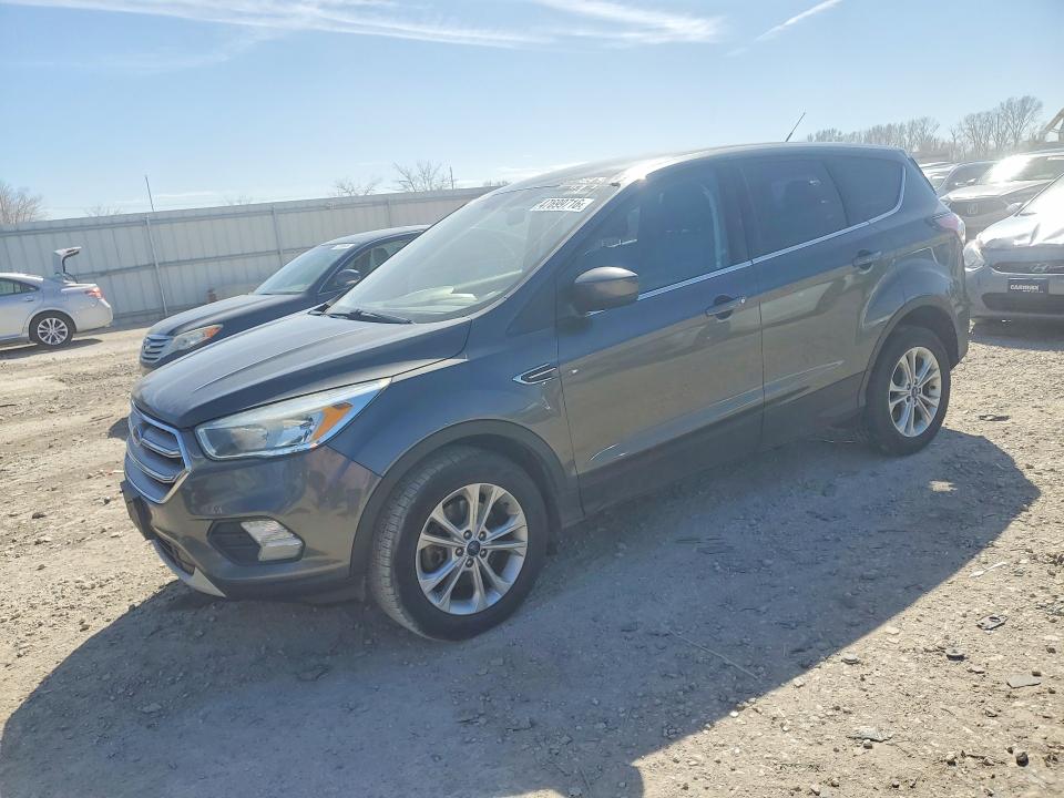 2017 FORD ESCAPE — VIN 1FMCU9G91HUA29016
