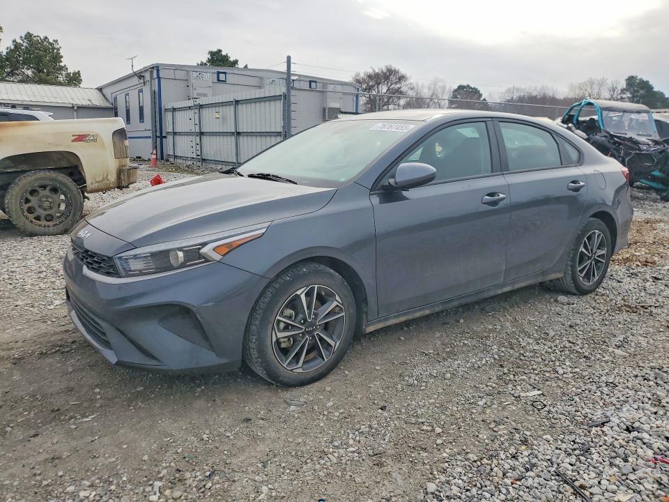 2024 KIA FORTE — VIN 3KPF24AD3RE724394
