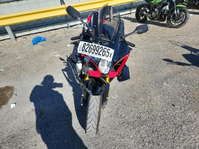 JS1DM11H1L7100226