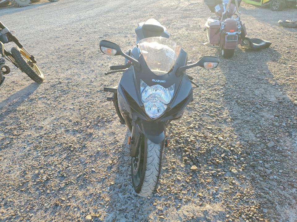 JS1GN7FA7S7101209