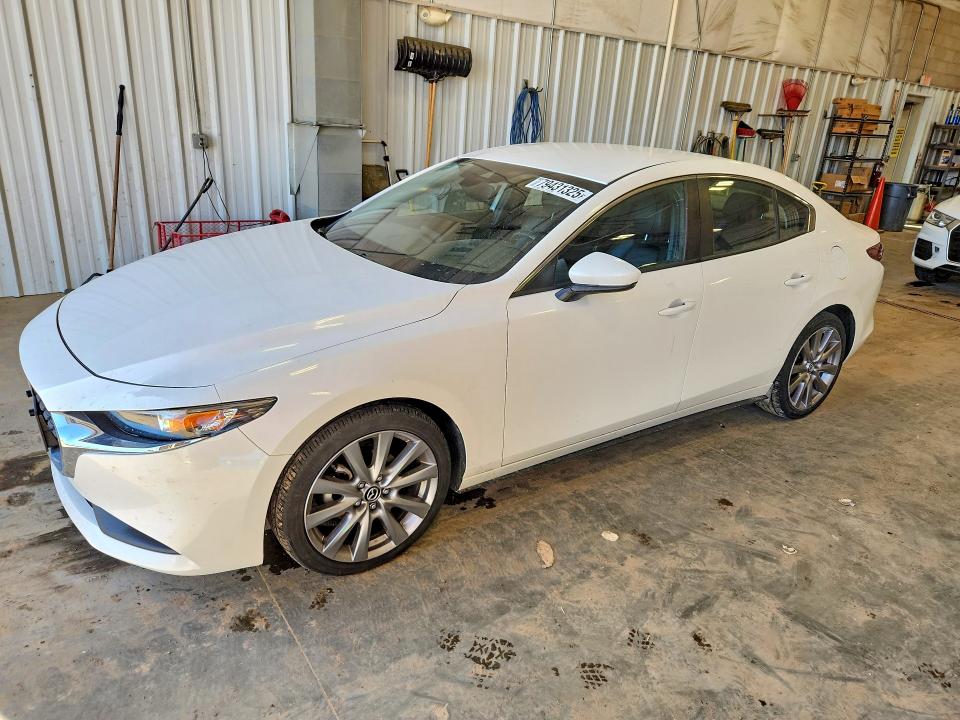 2021 MAZDA 3 — VIN JM1BPABL0M1317617