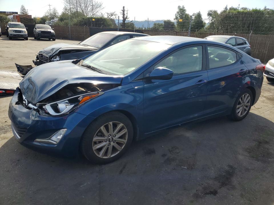 2015 HYUNDAI ELANTRA SE — VIN KMHDH4AE7FU348404