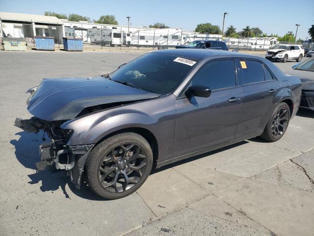 2019 CHRYSLER 300 — VIN 2C3CCABG8KH515156