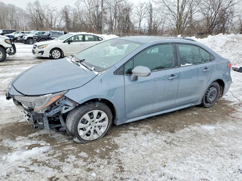 2022 TOYOTA COROLLA LE — VIN 5YFEPMAE9NP306274