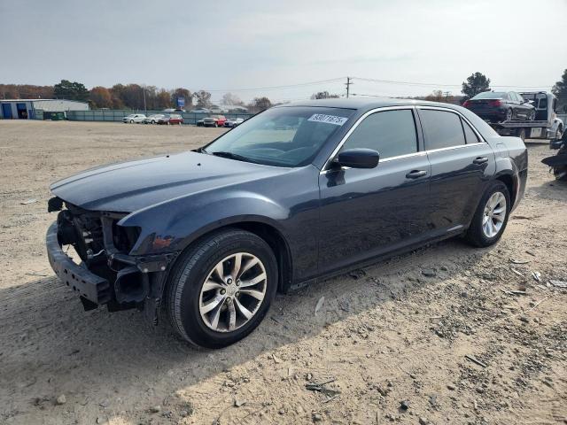 2016 CHRYSLER 300 — VIN 2C3CCAAG3GH269206