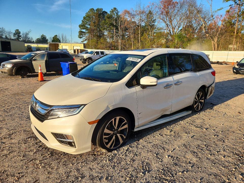 2018 HONDA ODYSSEY — VIN 5FNRL6H95JB013060