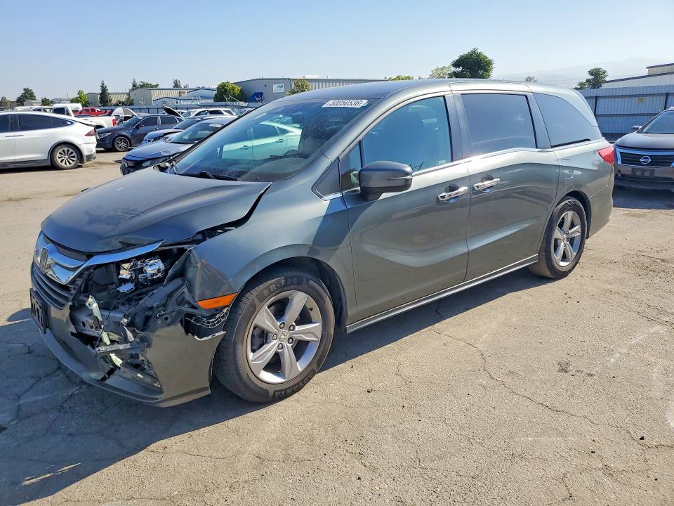 2018 HONDA ODYSSEY — VIN 5FNRL6H59JB108752