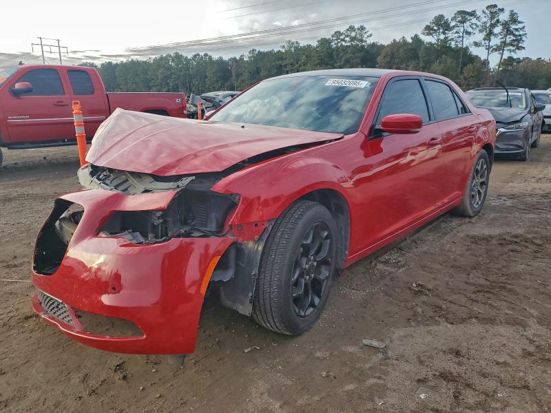 2015 CHRYSLER 300 S — VIN 2C3CCAGG6FH831654
