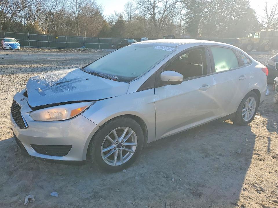 2017 FORD FOCUS SE — VIN 1FADP3F27HL323615