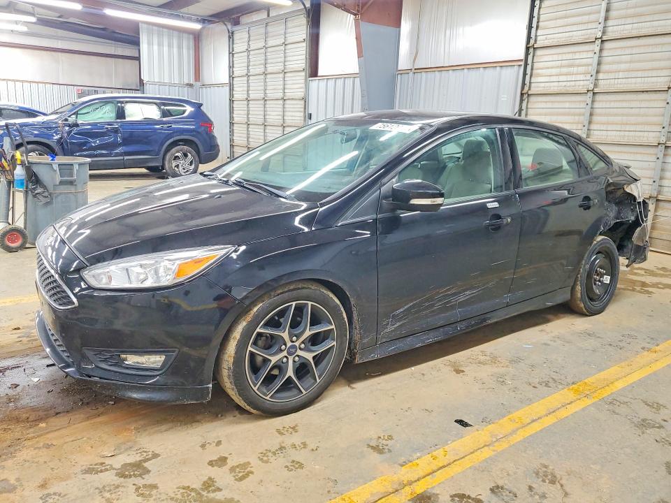 2016 FORD FOCUS SE — VIN 1FADP3F22GL274239