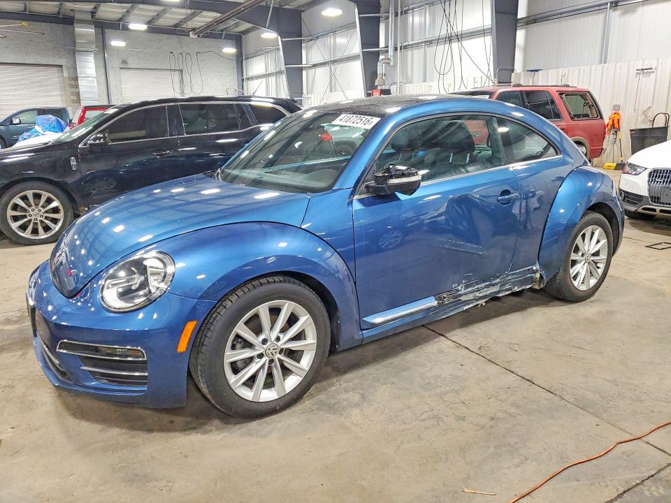 2019 VOLKSWAGEN BEETLE — VIN 3VWJD7AT4KM711935