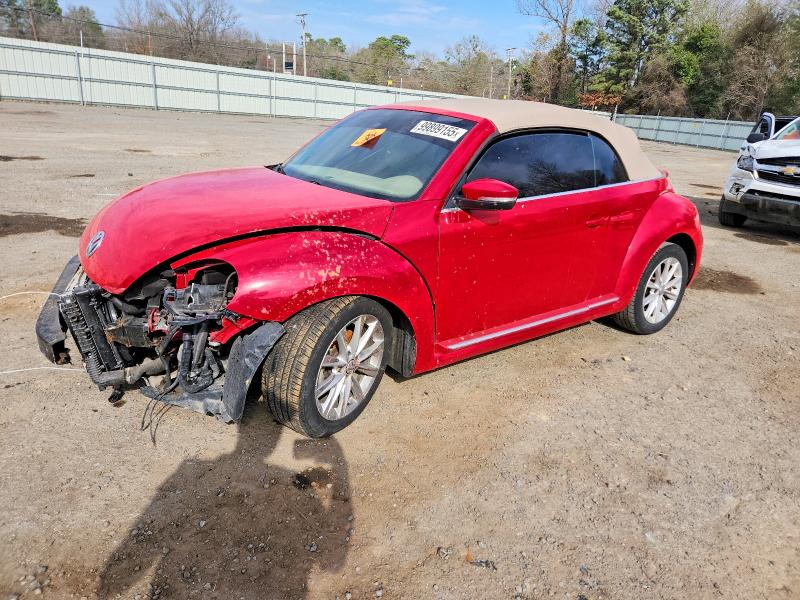 2018 VOLKSWAGEN BEETLE — VIN 3VW5DAATXJM501823