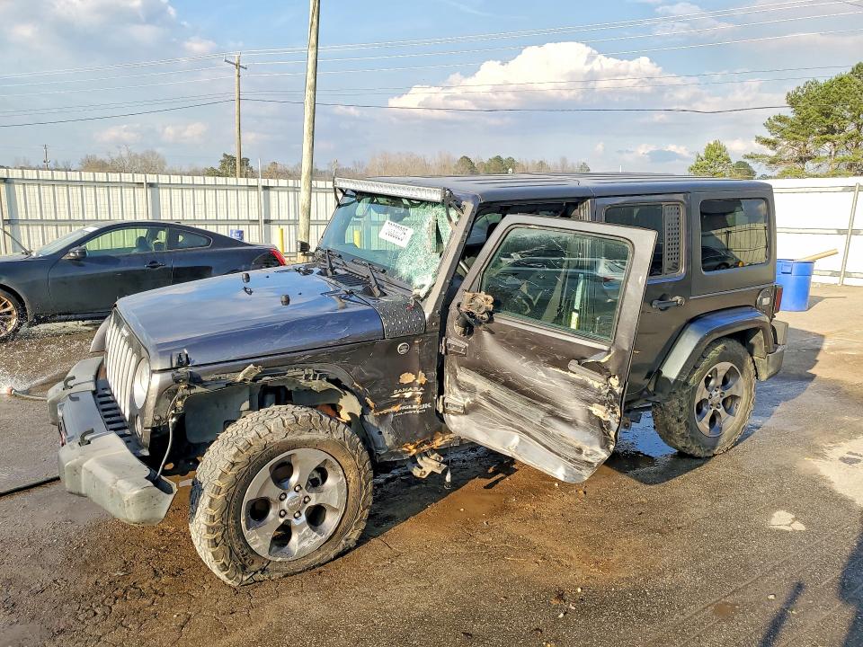 2018 JEEP WRANGLER UNLIMITED — VIN 1C4BJWEG3JL805490