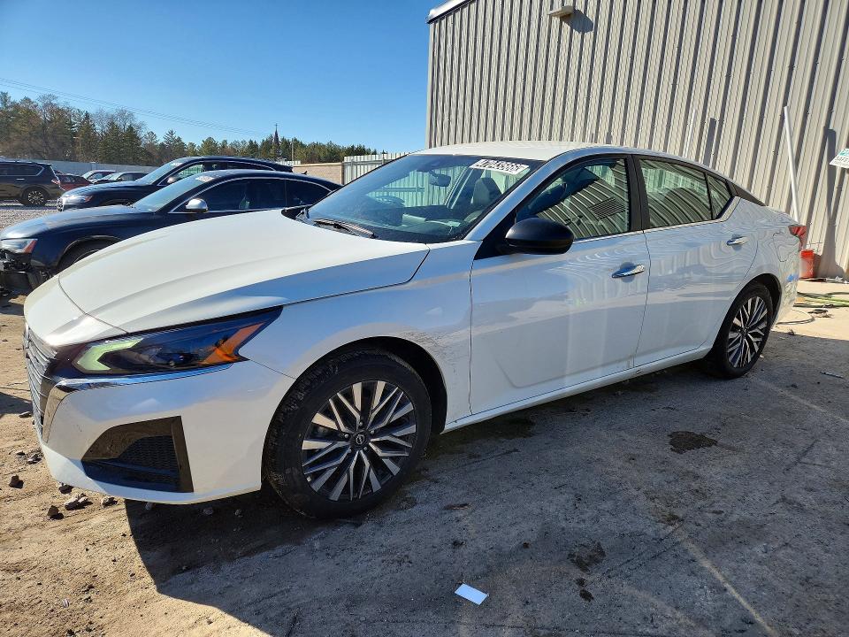 2025 NISSAN ALTIMA — VIN 1N4BL4DV0SN390865