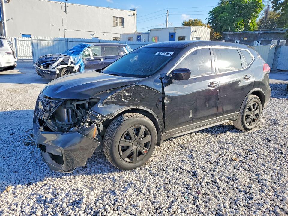 2018 NISSAN ROGUE — VIN 5N1AT2MT7JC760384