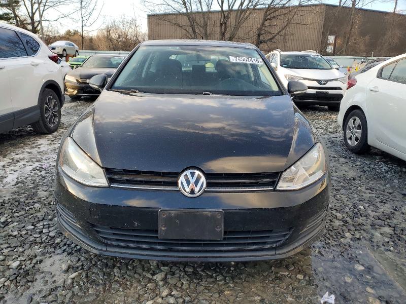 3VW817AU4FM023889