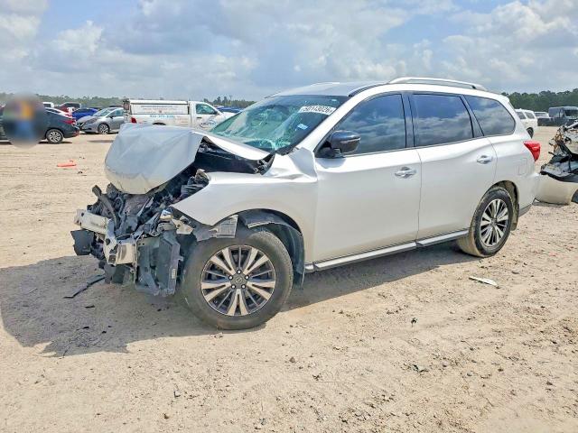 2017 NISSAN PATHFINDER — VIN 5N1DR2MN4HC615052