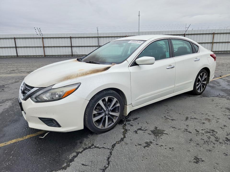 2017 NISSAN ALTIMA — VIN 1N4AL3AP4HN306650