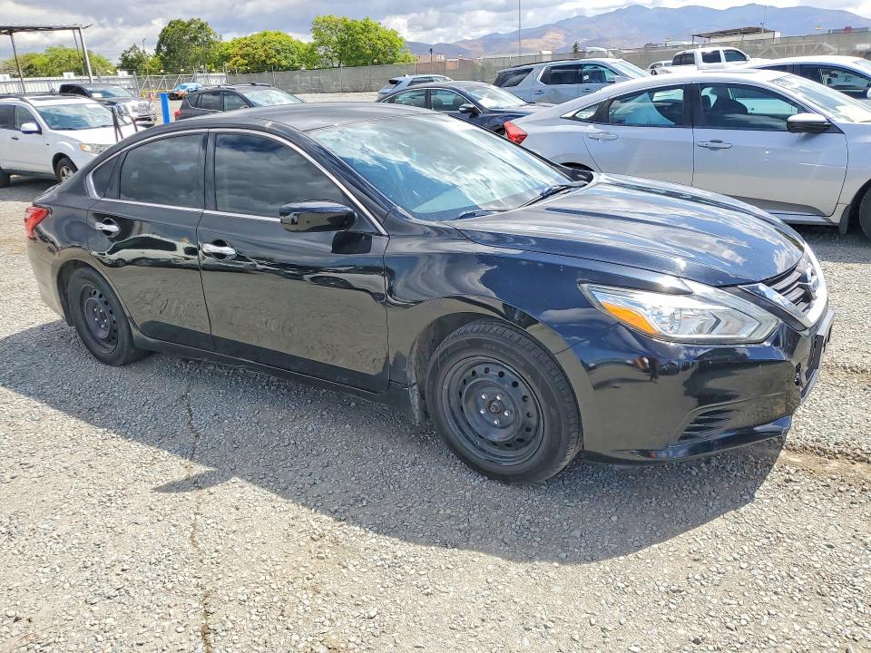 1N4AL3APXGN383330