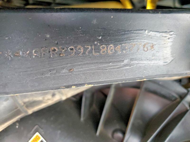 4XARRY997L8043776
