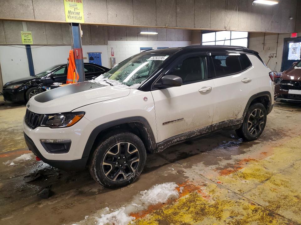 2020 JEEP COMPASS — VIN 3C4NJDDB2LT161706