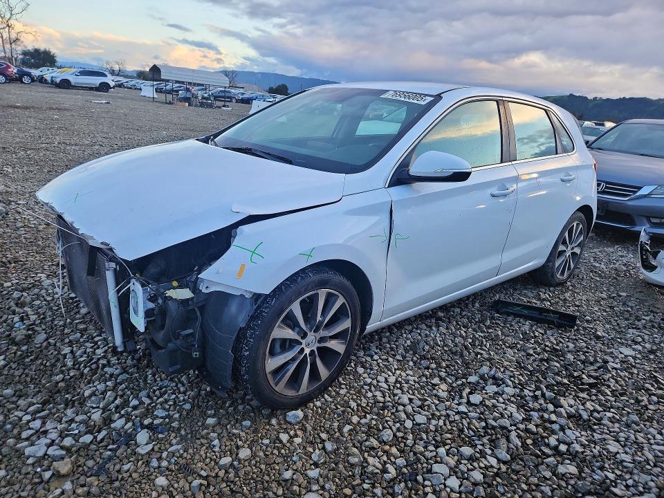 2018 HYUNDAI ELANTRA GT — VIN KMHH35LE1JU036140