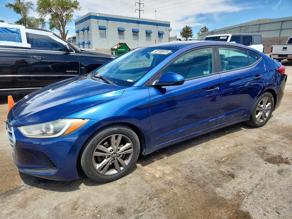 2017 HYUNDAI ELANTRA — VIN 5NPD84LF5HH081951