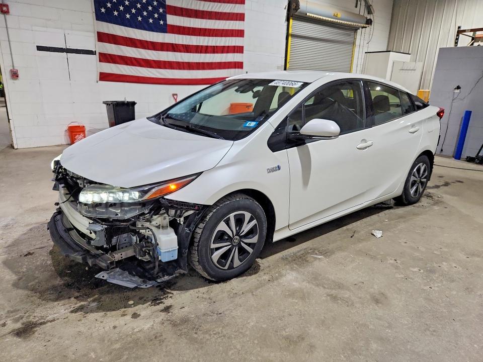 2017 TOYOTA PRIUS PRIME — VIN JTDKARFP1H3028849