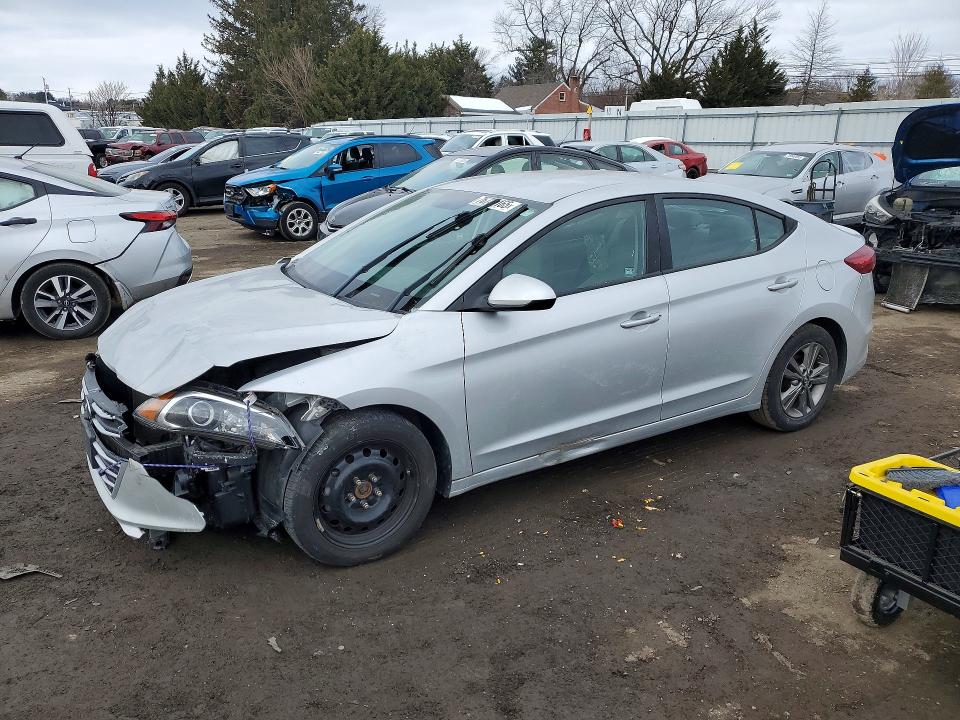 2018 HYUNDAI ELANTRA — VIN 5NPD84LF3JH303814