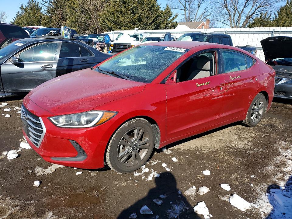 2018 HYUNDAI ELANTRA — VIN 5NPD84LF4JH337938