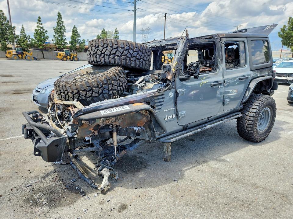 2018 JEEP WRANGLER UNLIMITED — VIN 1C4HJXEGXJW229573