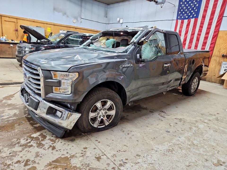 2017 FORD F150 — VIN 1FTFX1EF4HFA32810